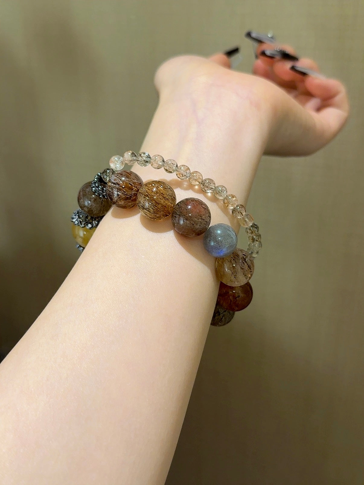 ▫️▪️ Black gold super glue flower double circle bracelet